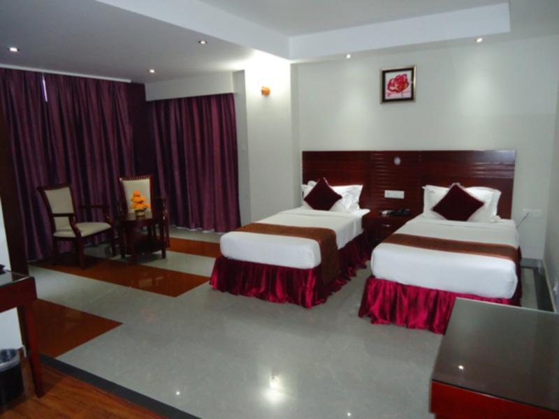 Hotel Hiton Perintalmanna Экстерьер фото